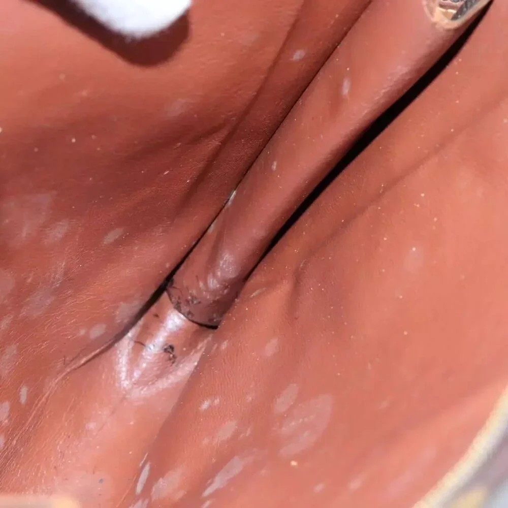 LOUIS VUITTON Monogram Poche Toilette 26 Pouch - Picture 12 of 15